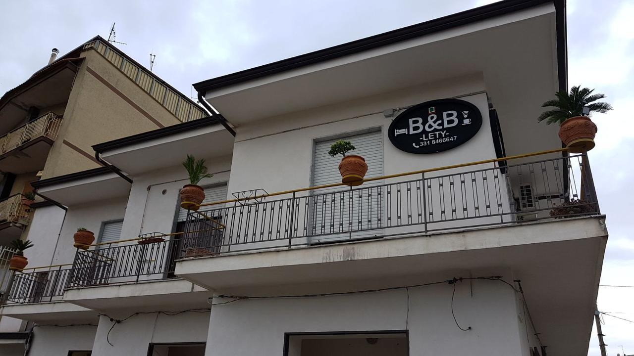 B & B Leti Battipaglia Exterior foto